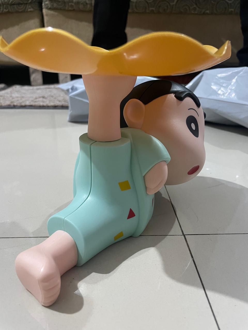 Shinchan Tray Holder